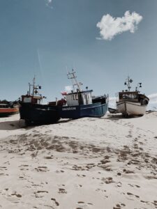 Kutry rybackie w porcie w Unieściu